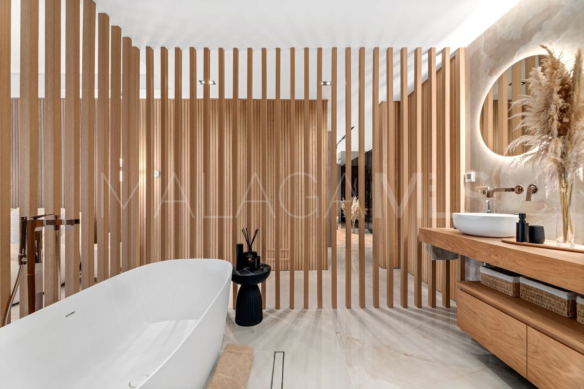 Erdgeschosswohnung for sale in Estepona