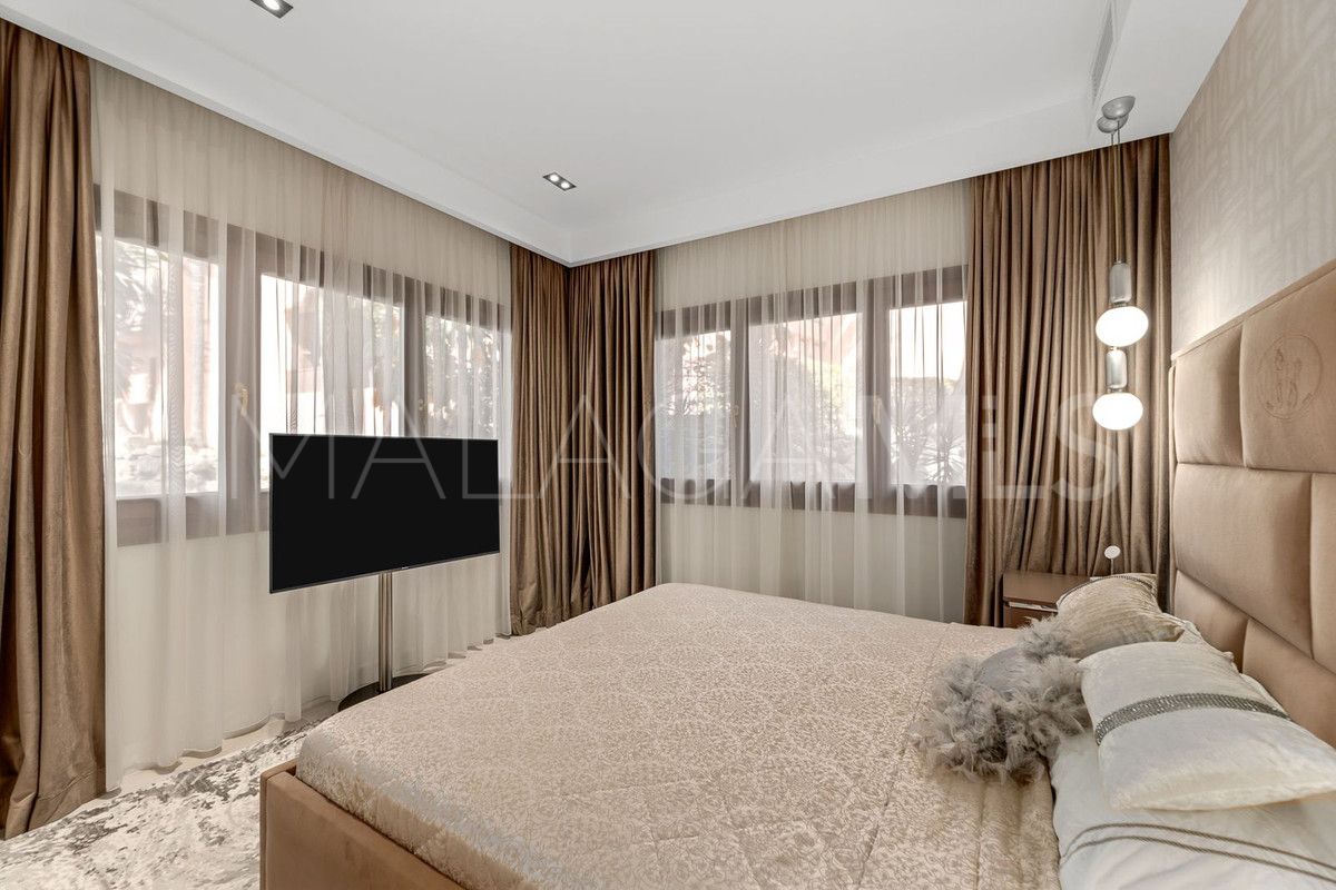 Erdgeschosswohnung for sale in Estepona