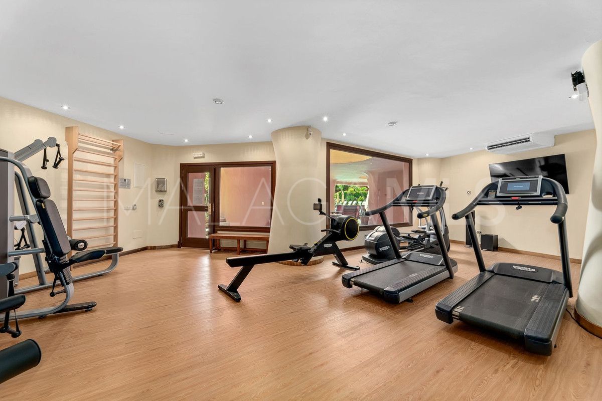 Erdgeschosswohnung for sale in Estepona