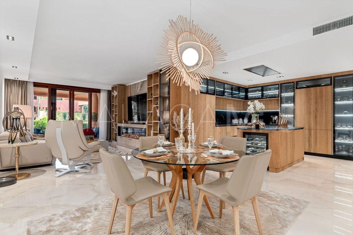 Erdgeschosswohnung for sale in Estepona