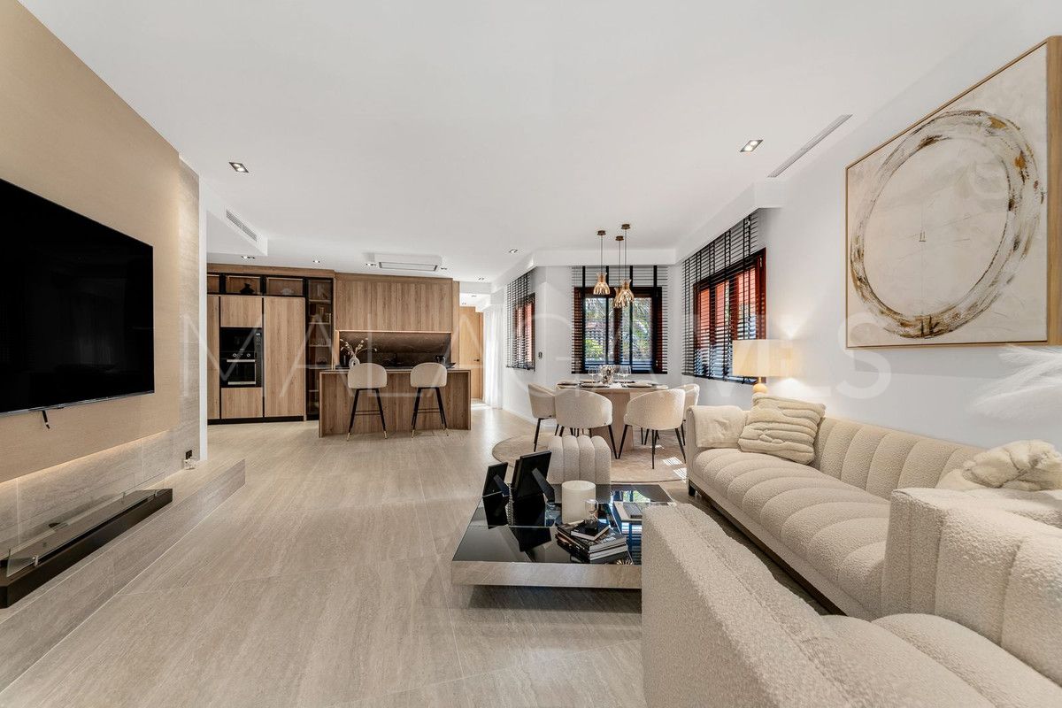 Markplanslägenhet for sale in Estepona