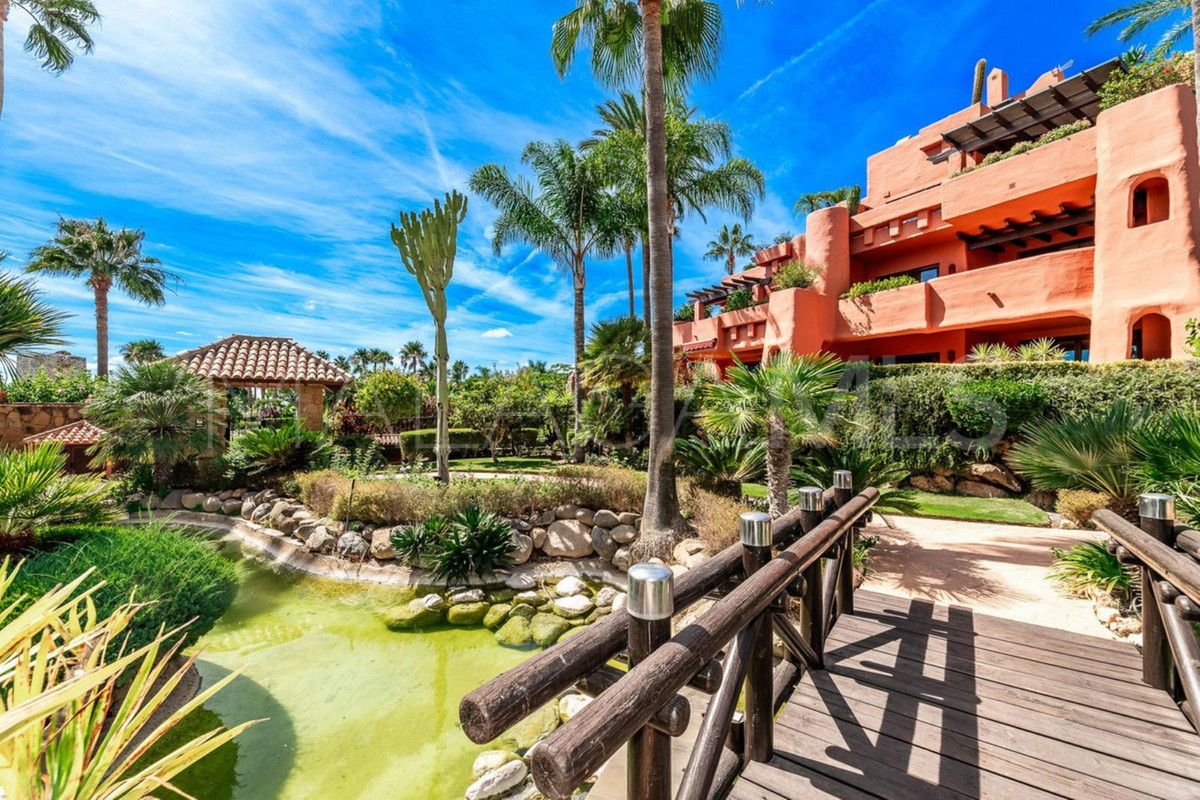 Erdgeschosswohnung for sale in Estepona