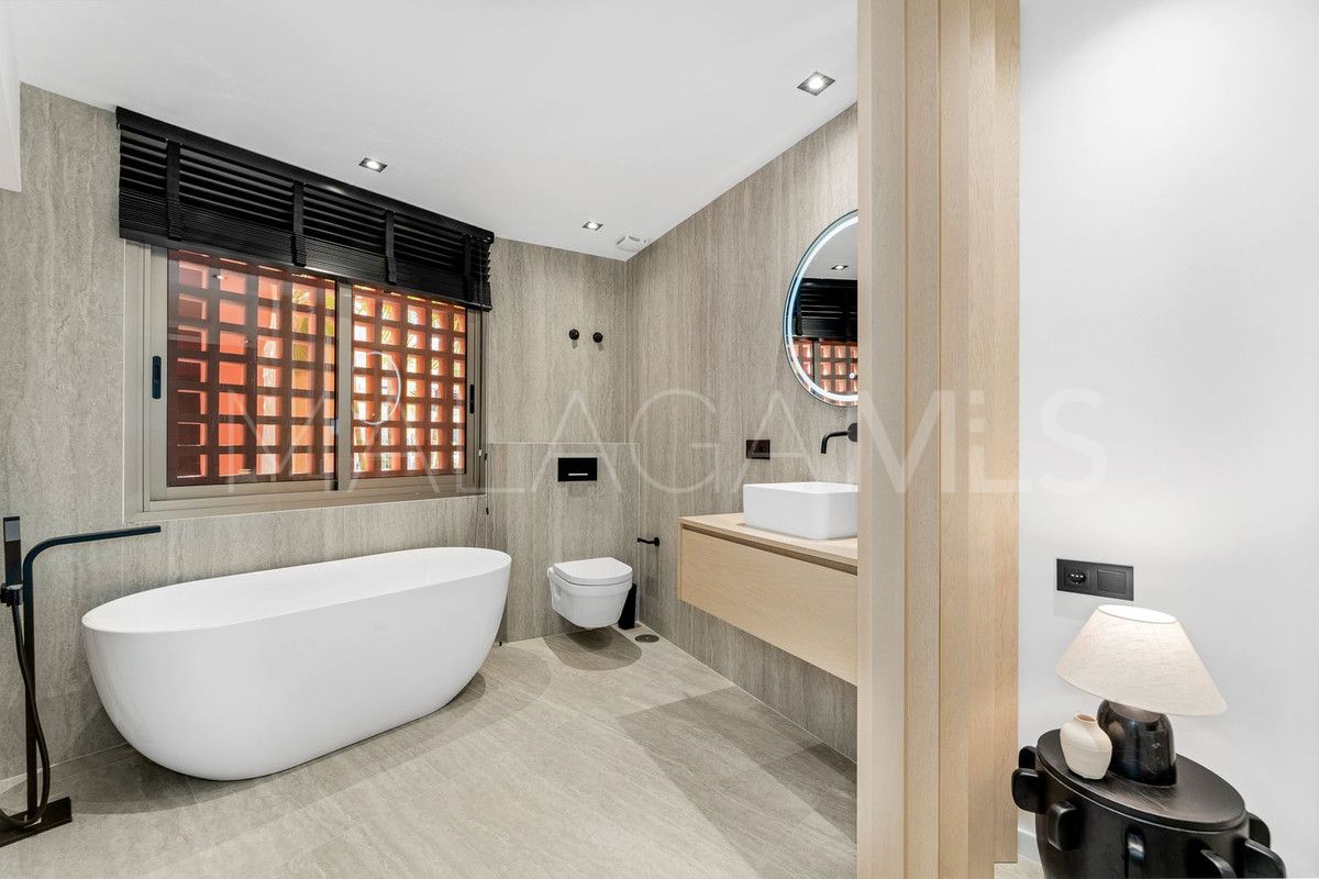 Appartement rez de chaussée for sale in Estepona