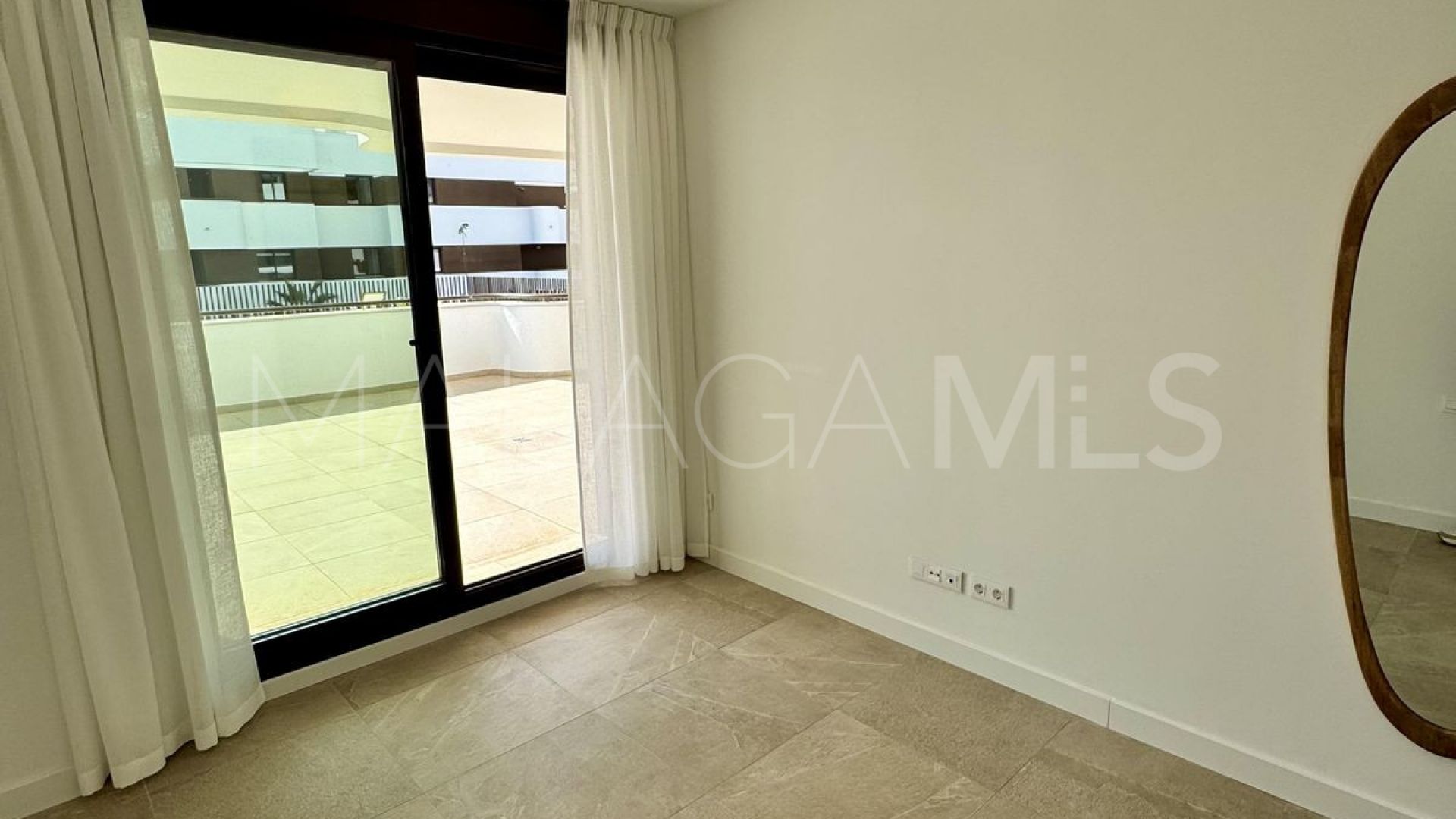 Erdgeschosswohnung for sale in Estepona