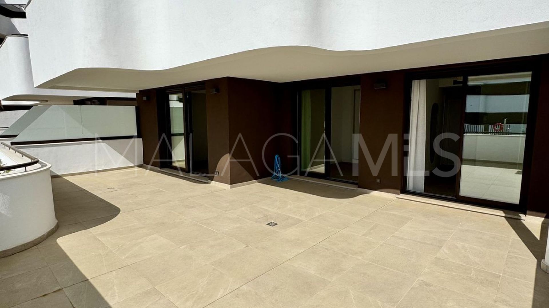 For sale Estepona ground floor apartment with 2 bedrooms