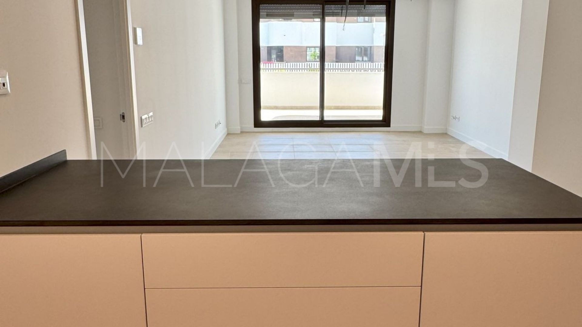 For sale Estepona ground floor apartment with 2 bedrooms