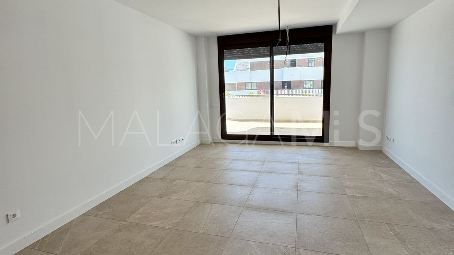 Appartement rez de chaussée for sale in Estepona
