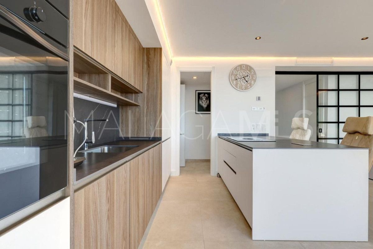 For sale Estepona 2 bedrooms apartment