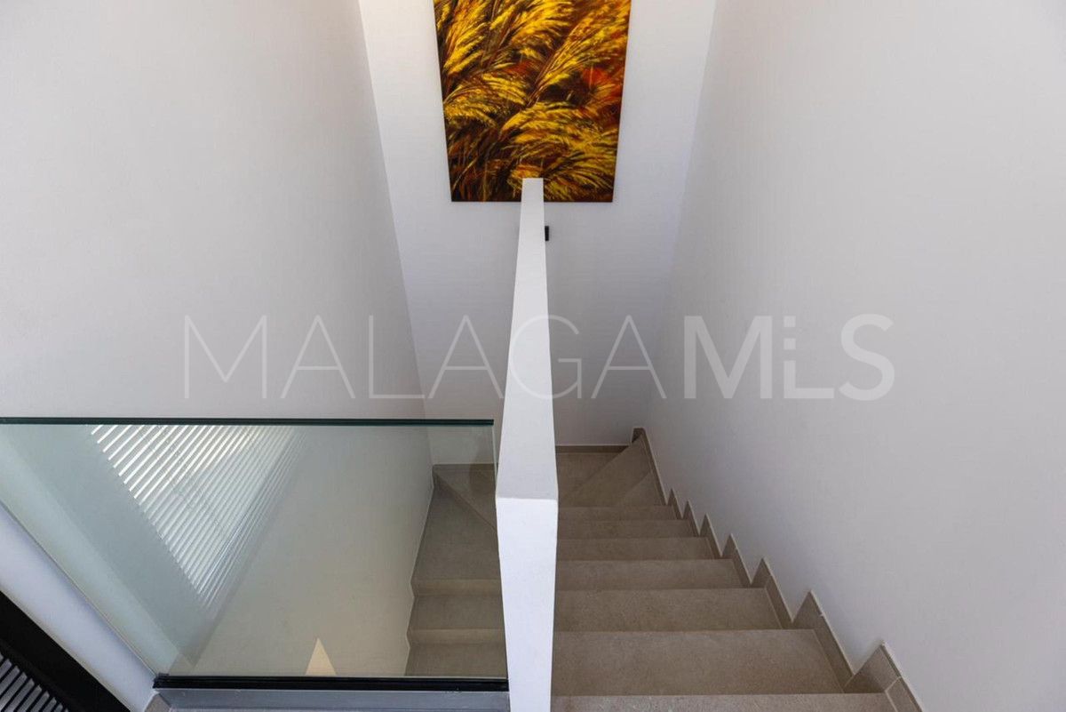 For sale Estepona 2 bedrooms apartment