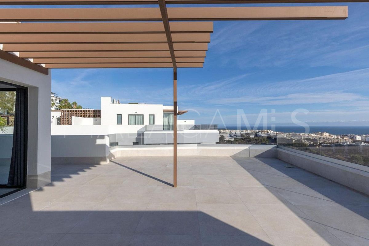 For sale Estepona 2 bedrooms apartment