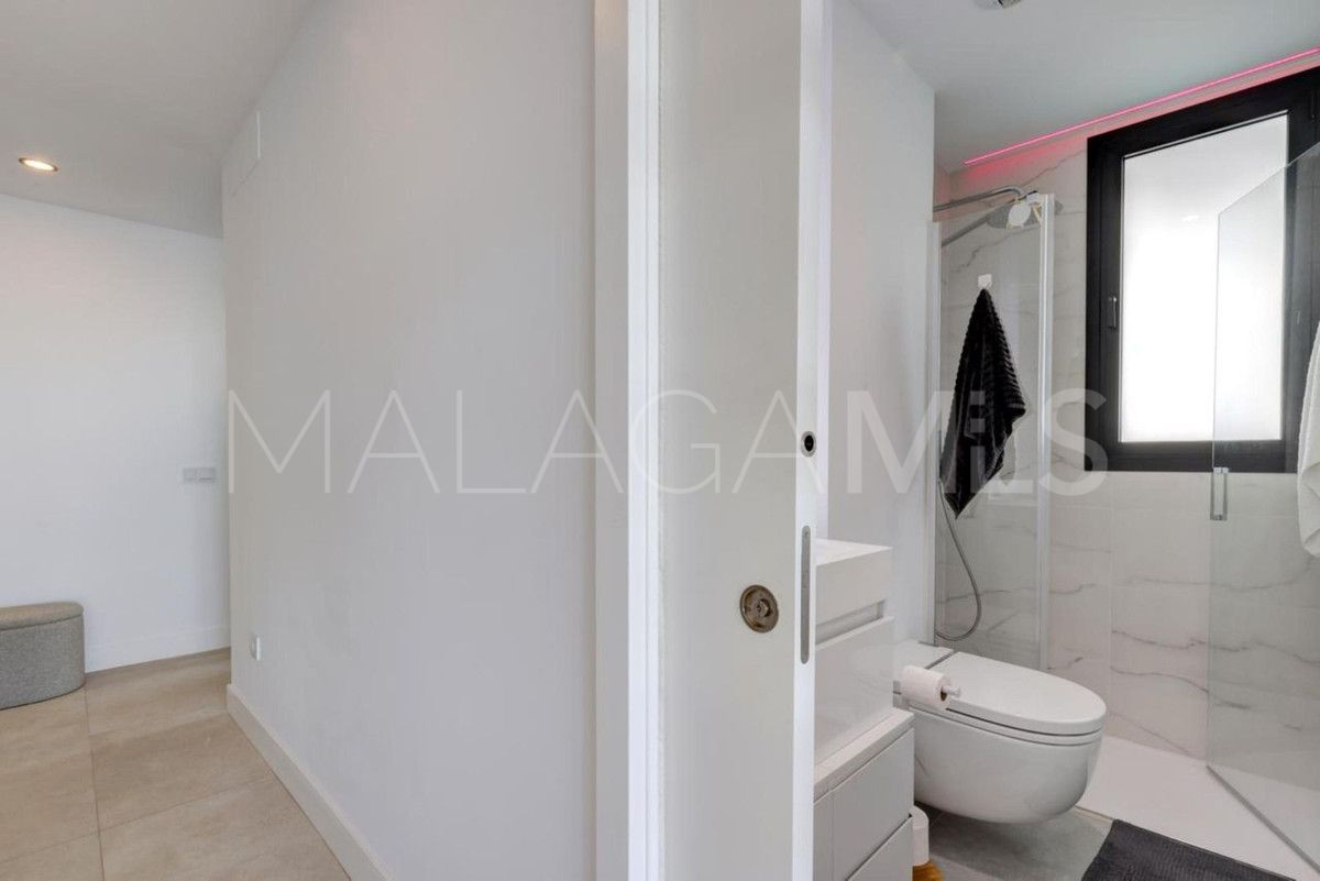 For sale Estepona 2 bedrooms apartment