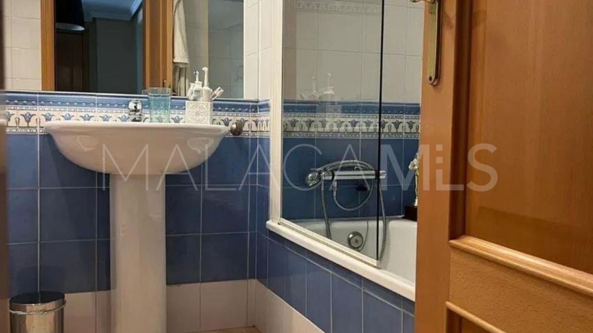 Appartement rez de chaussée for sale in Estepona