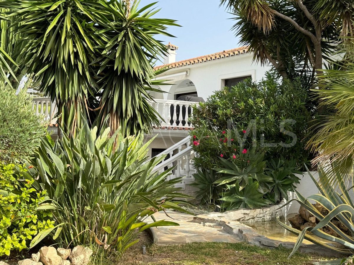Villa for sale in Marbella City