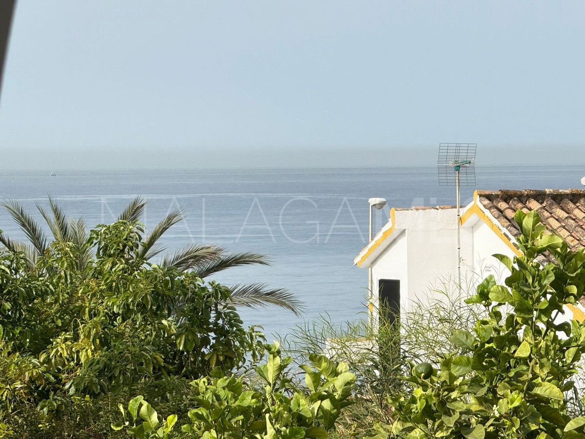 Villa for sale in Marbella City