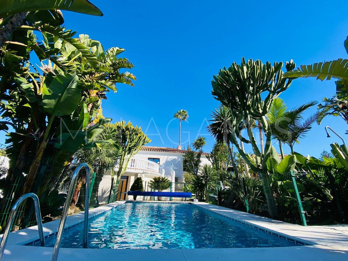 Villa for sale in Marbella City