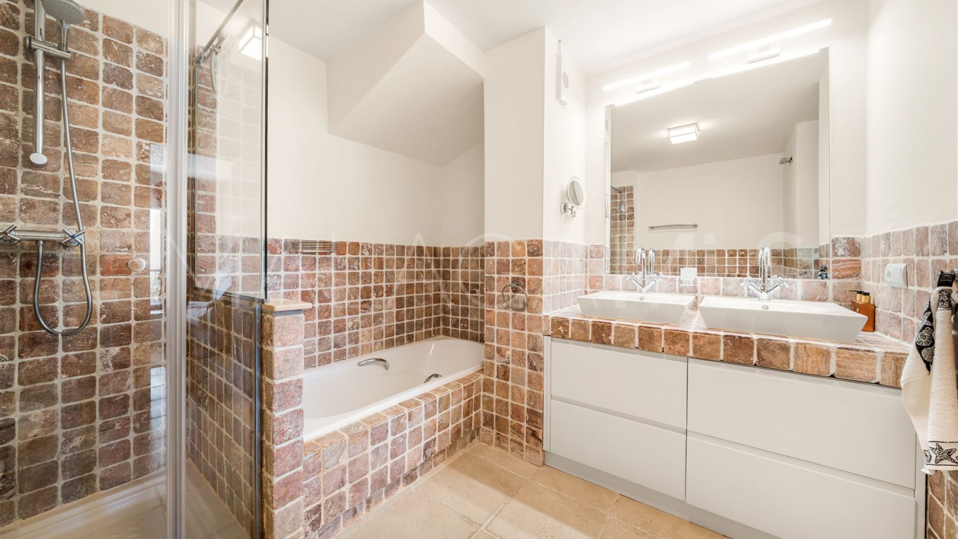 Duplex penthouse for sale in Four Seasons