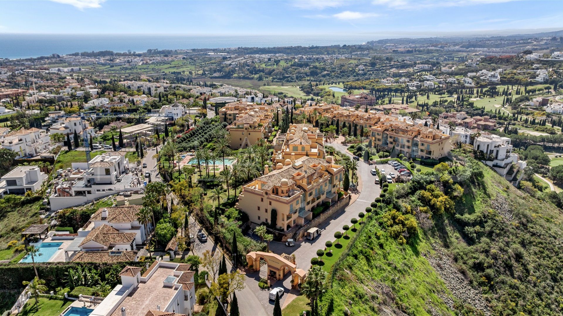 Duplex penthouse for sale in Four Seasons