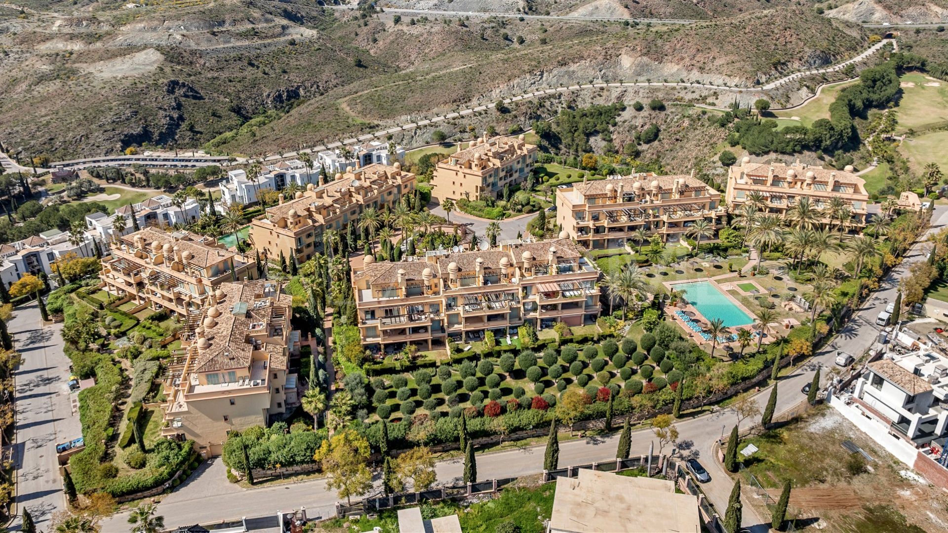 Duplex penthouse for sale in Four Seasons