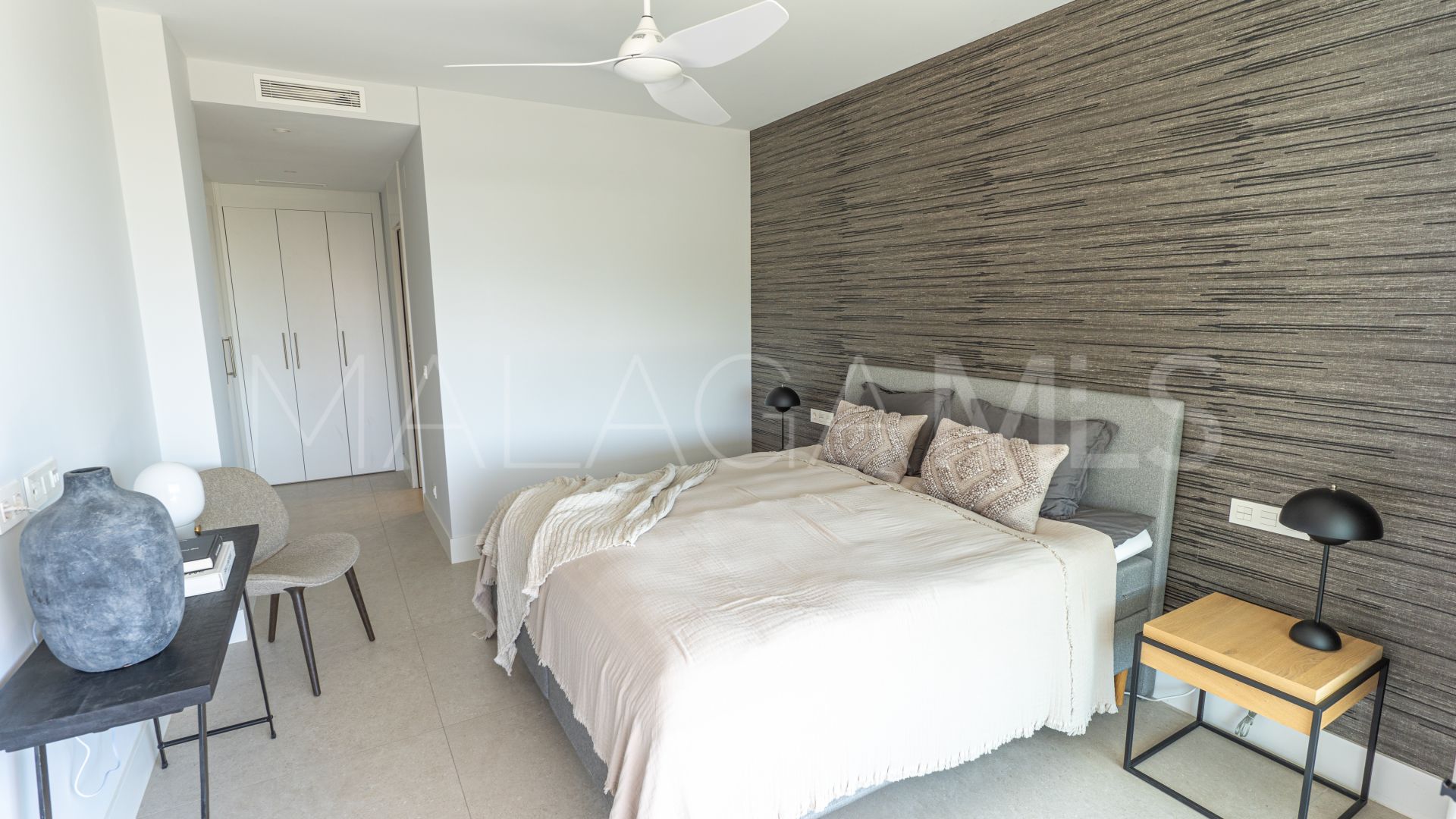 Lägenhet for sale in Aqualina