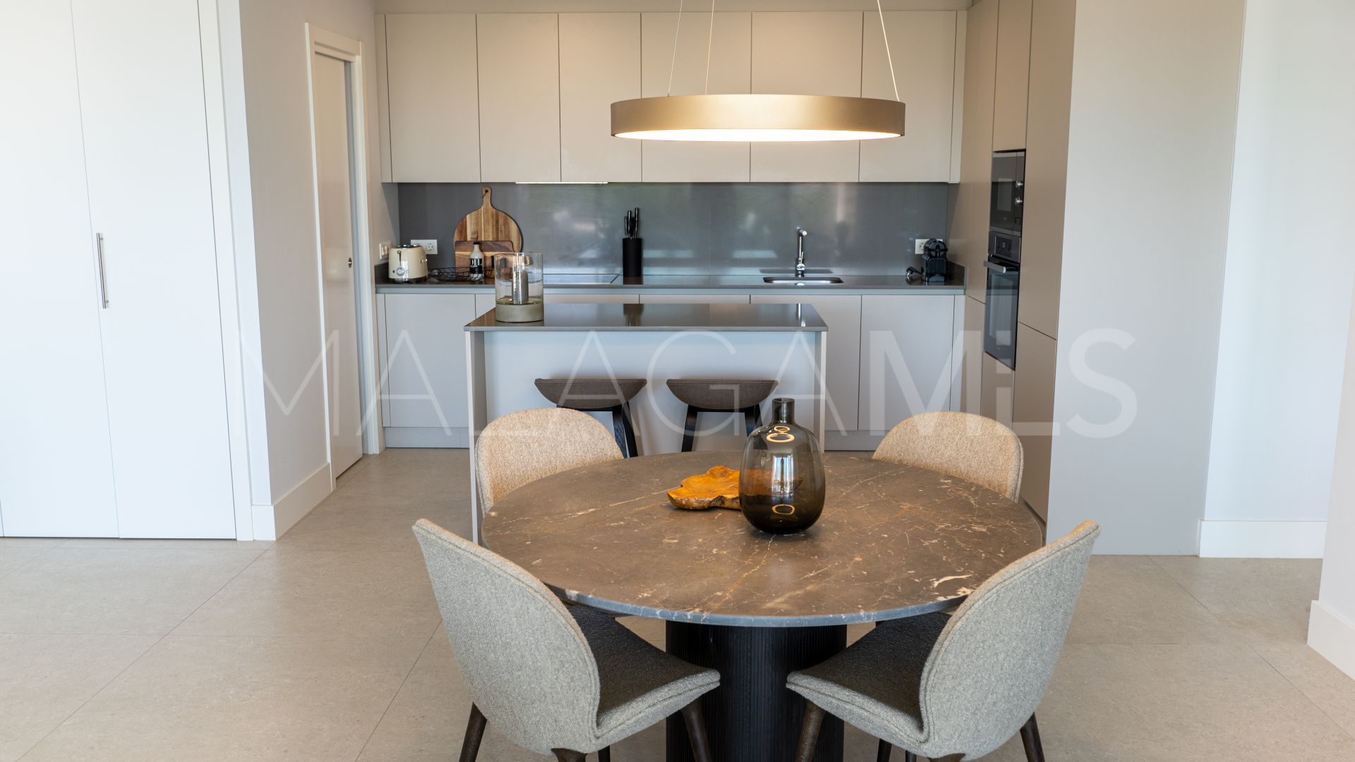 Lägenhet for sale in Aqualina