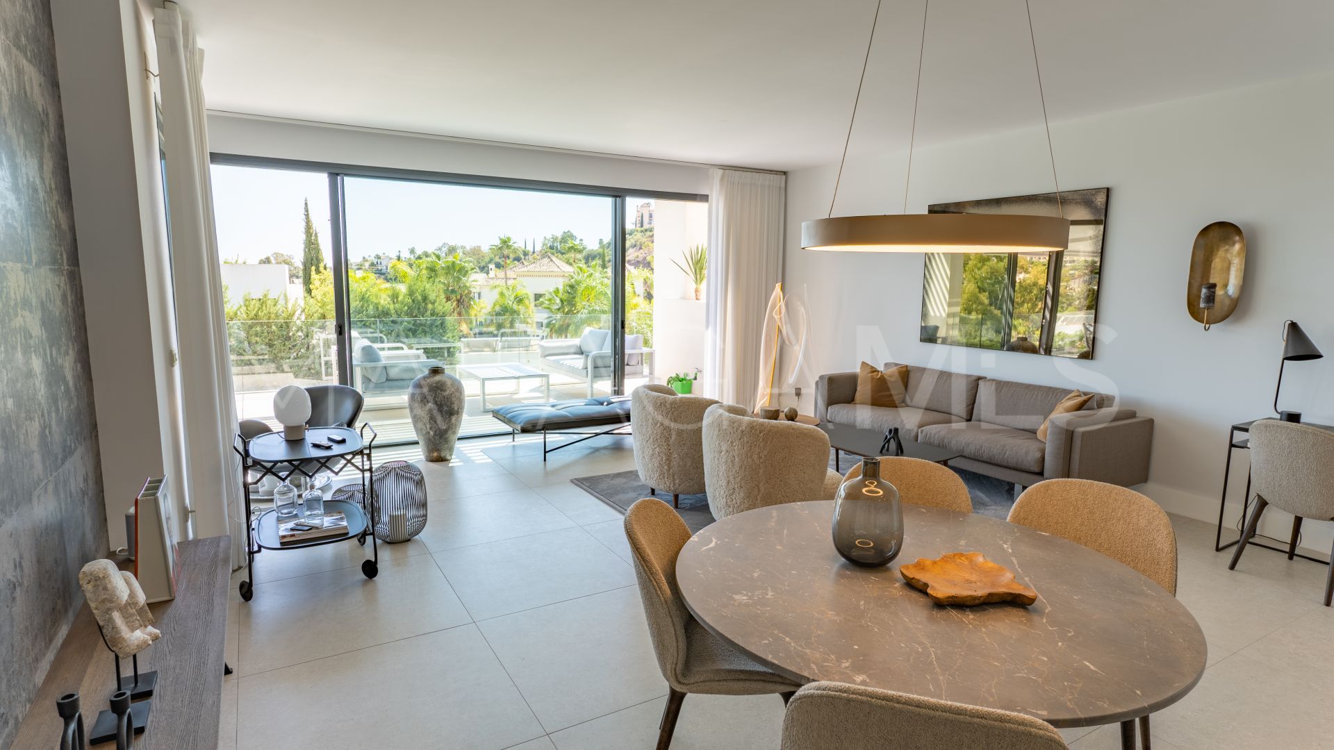 Lägenhet for sale in Aqualina