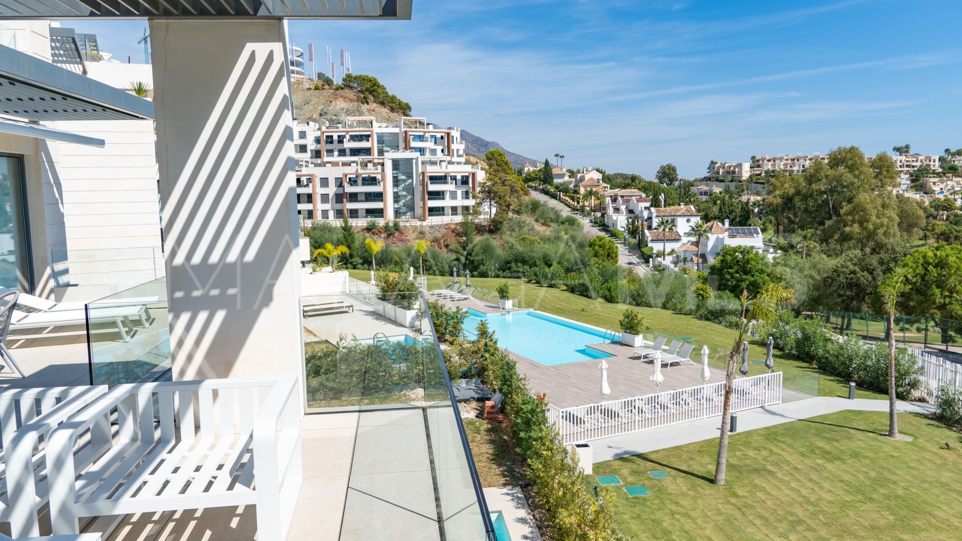 Lägenhet for sale in Aqualina