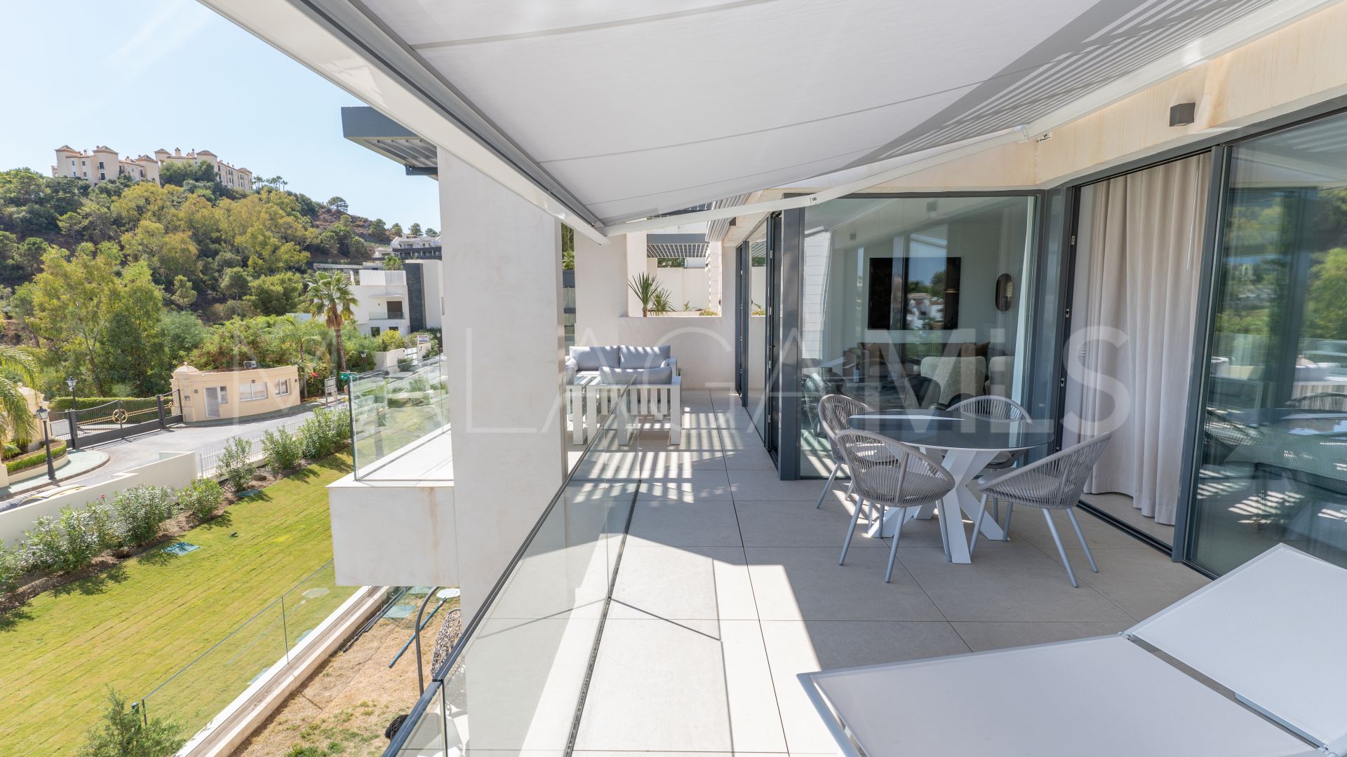 Lägenhet for sale in Aqualina