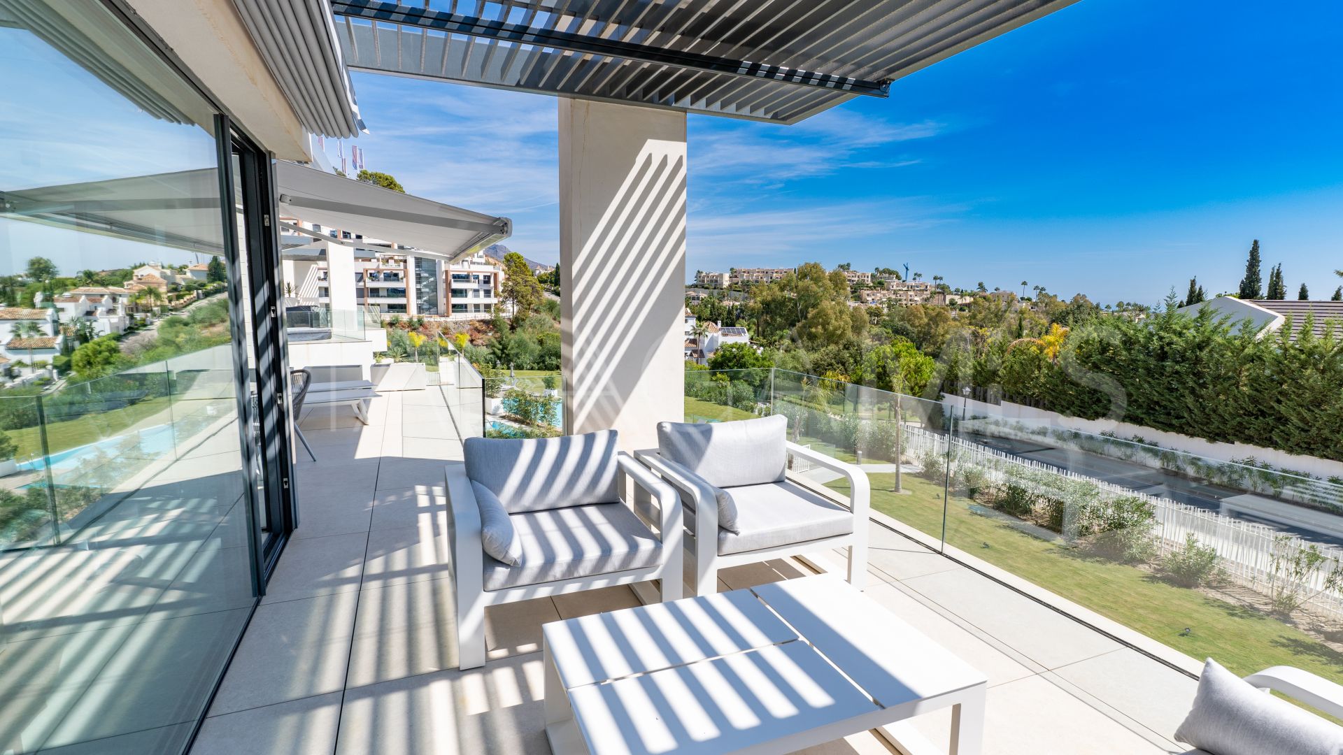 Lägenhet for sale in Aqualina