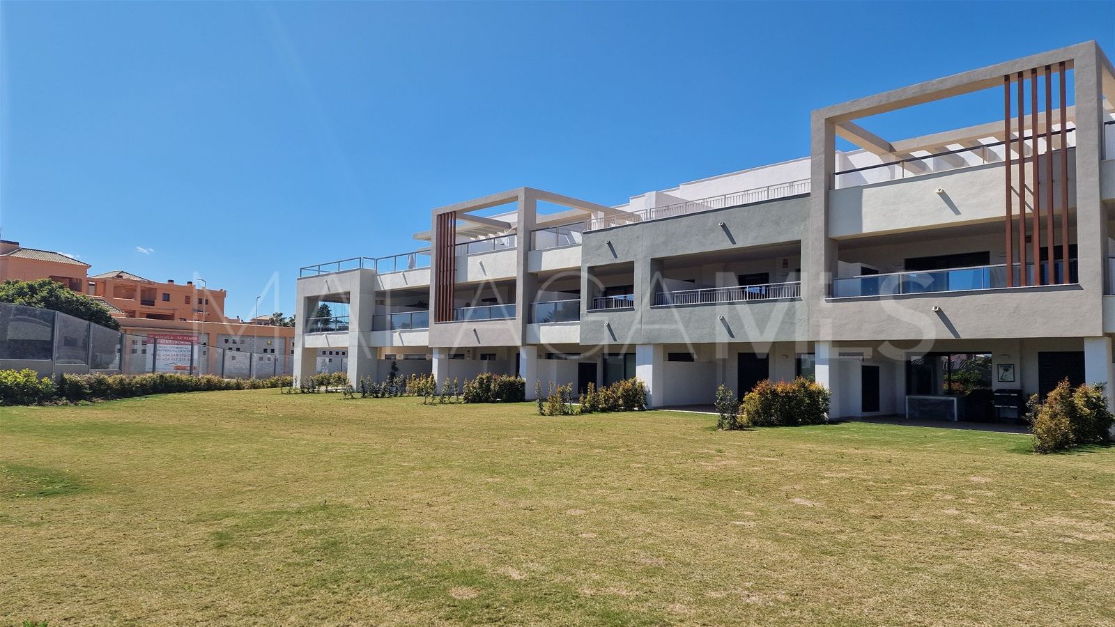 Erdgeschosswohnung for sale in Casares Playa