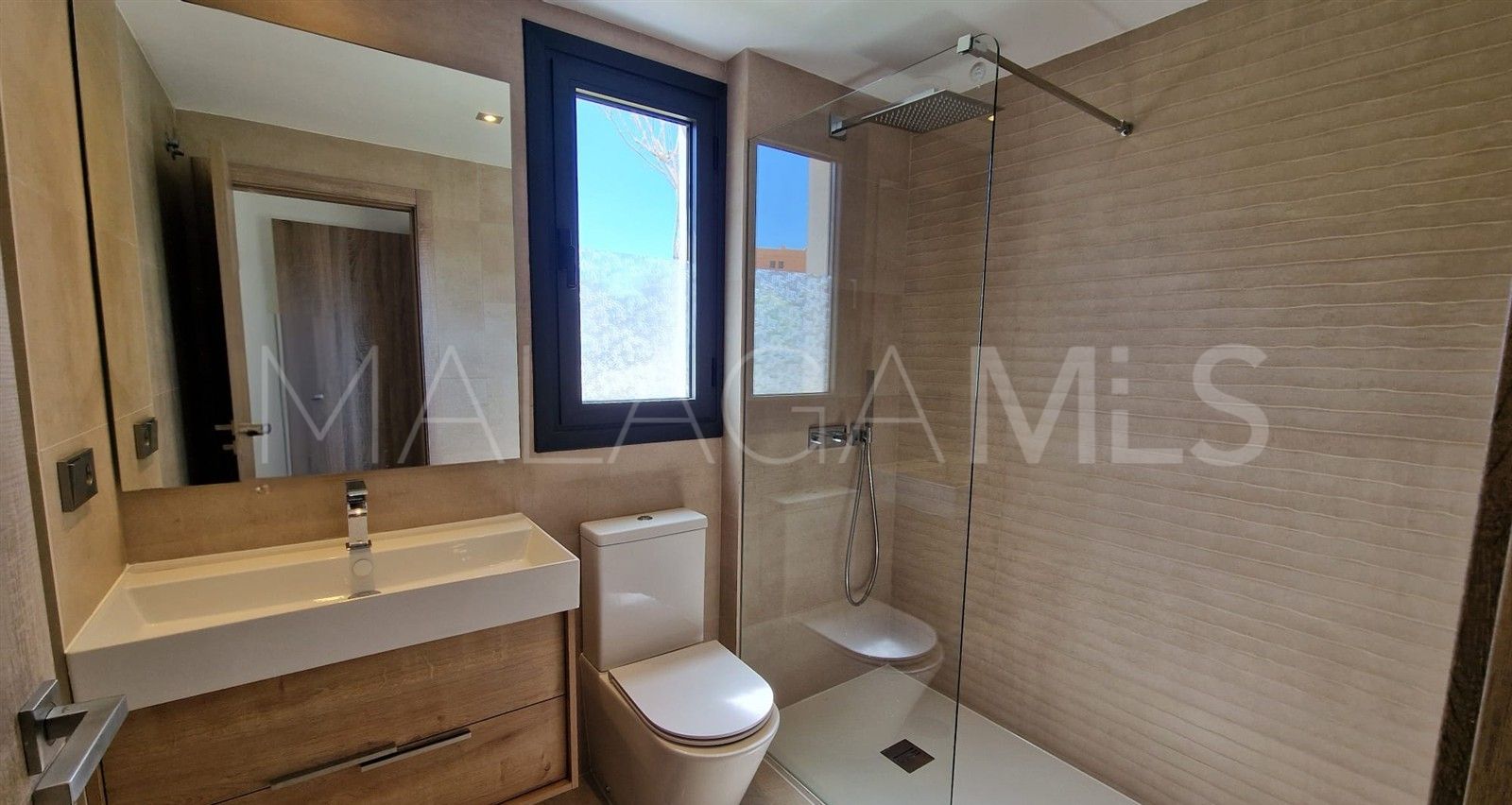 Erdgeschosswohnung for sale in Casares Playa