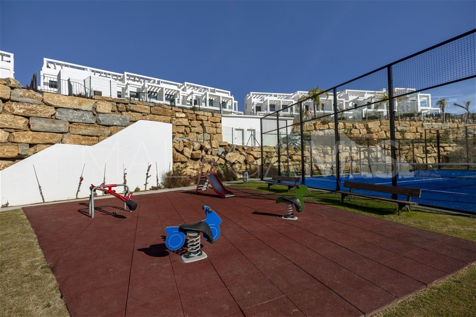 Maison de ville for sale in Bahia de las Rocas