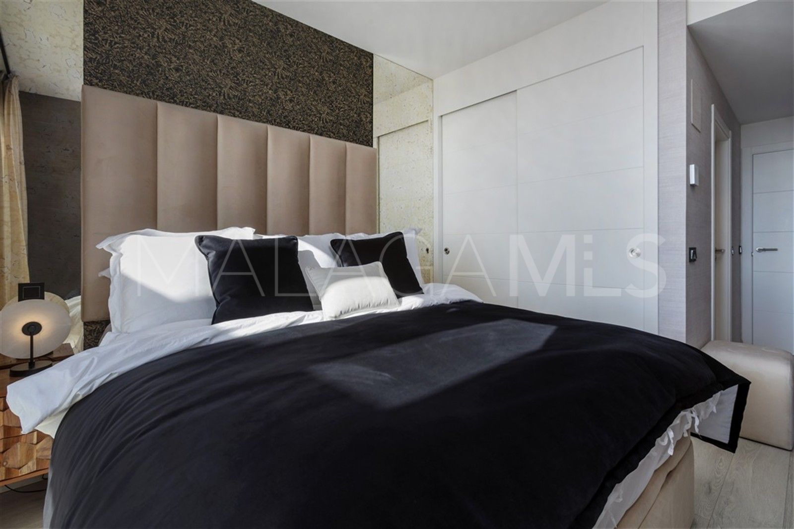 Maison de ville for sale in Bahia de las Rocas