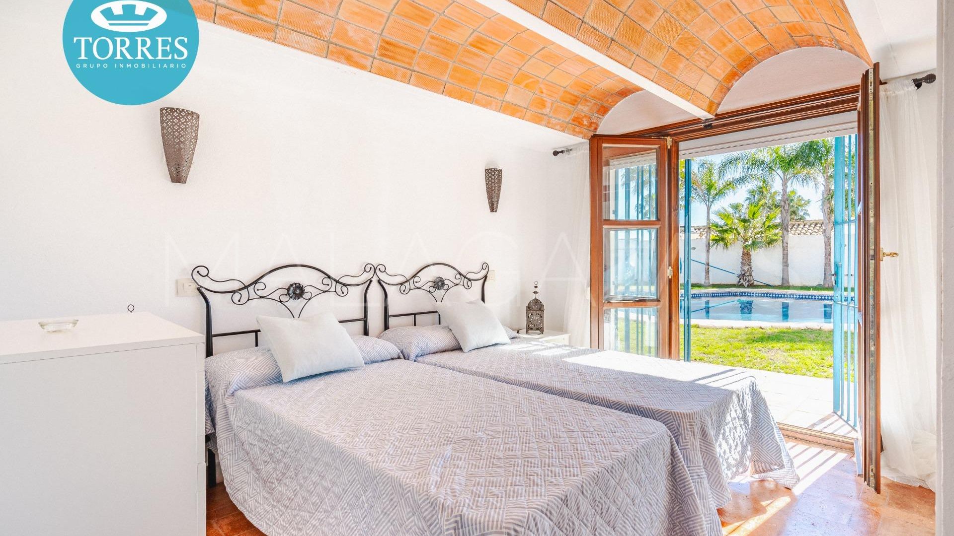 Villa a la venta de 5 bedrooms in Bahia Dorada