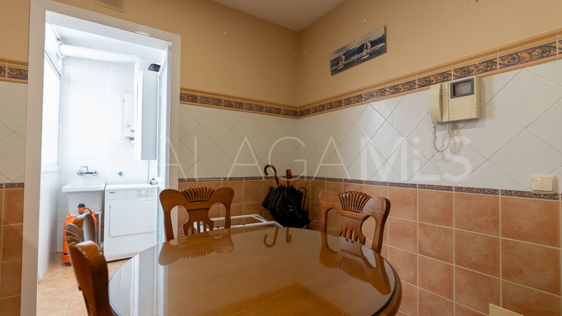 Flat for sale in Estepona Centre
