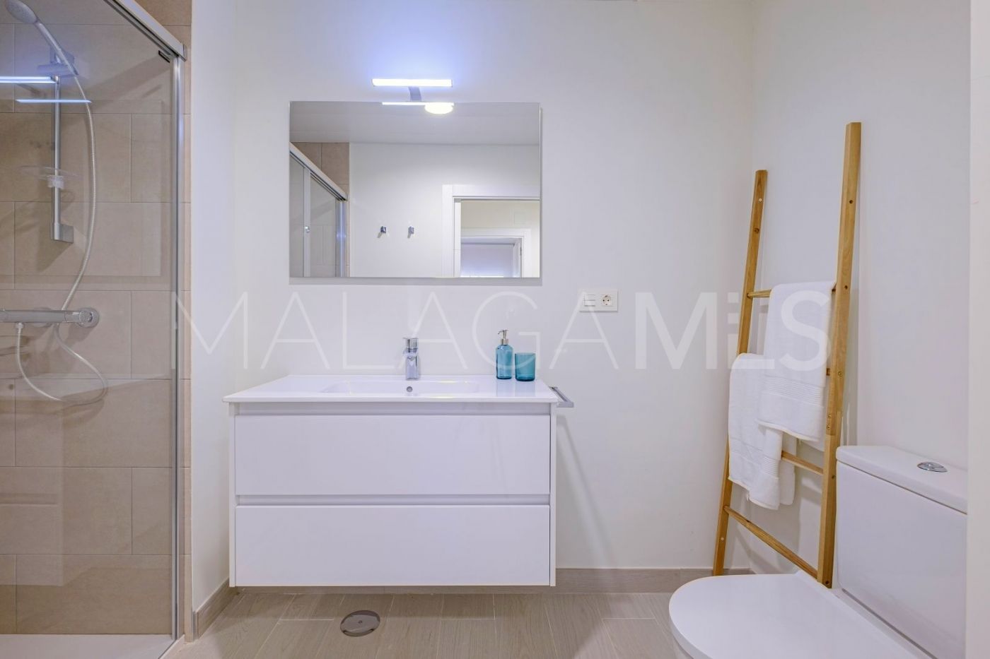 Flat for sale in Casares