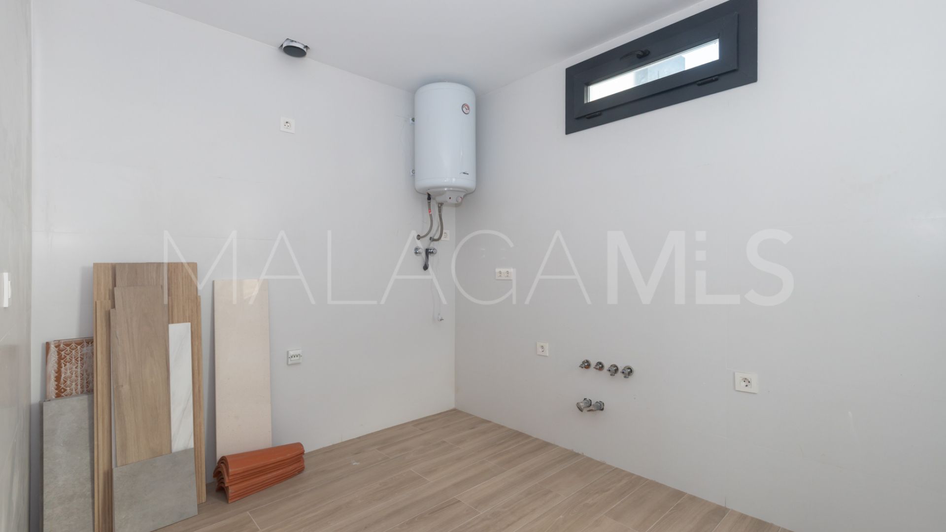 Reihenhaus for sale in Chullera