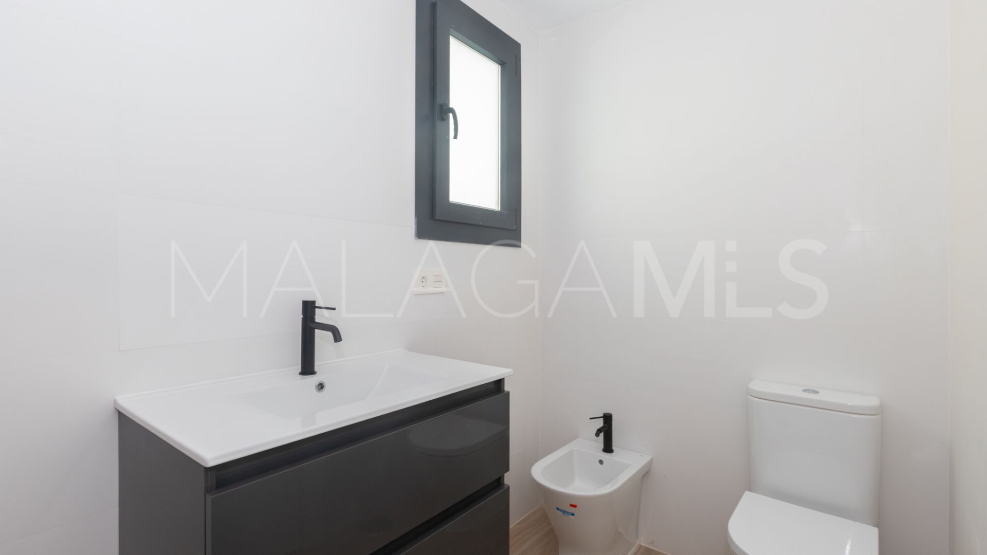 Reihenhaus for sale in Chullera