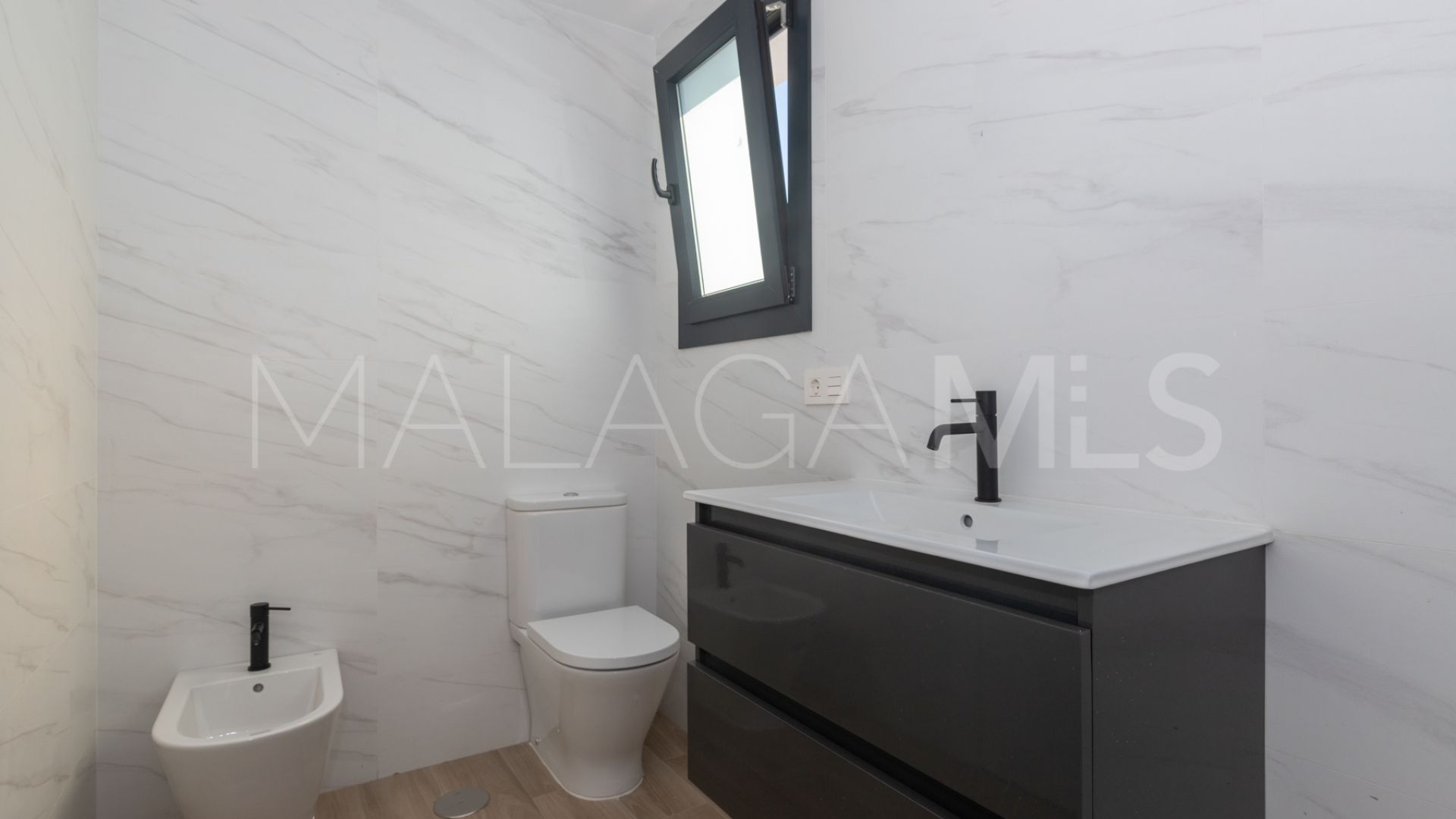 Reihenhaus for sale in Chullera