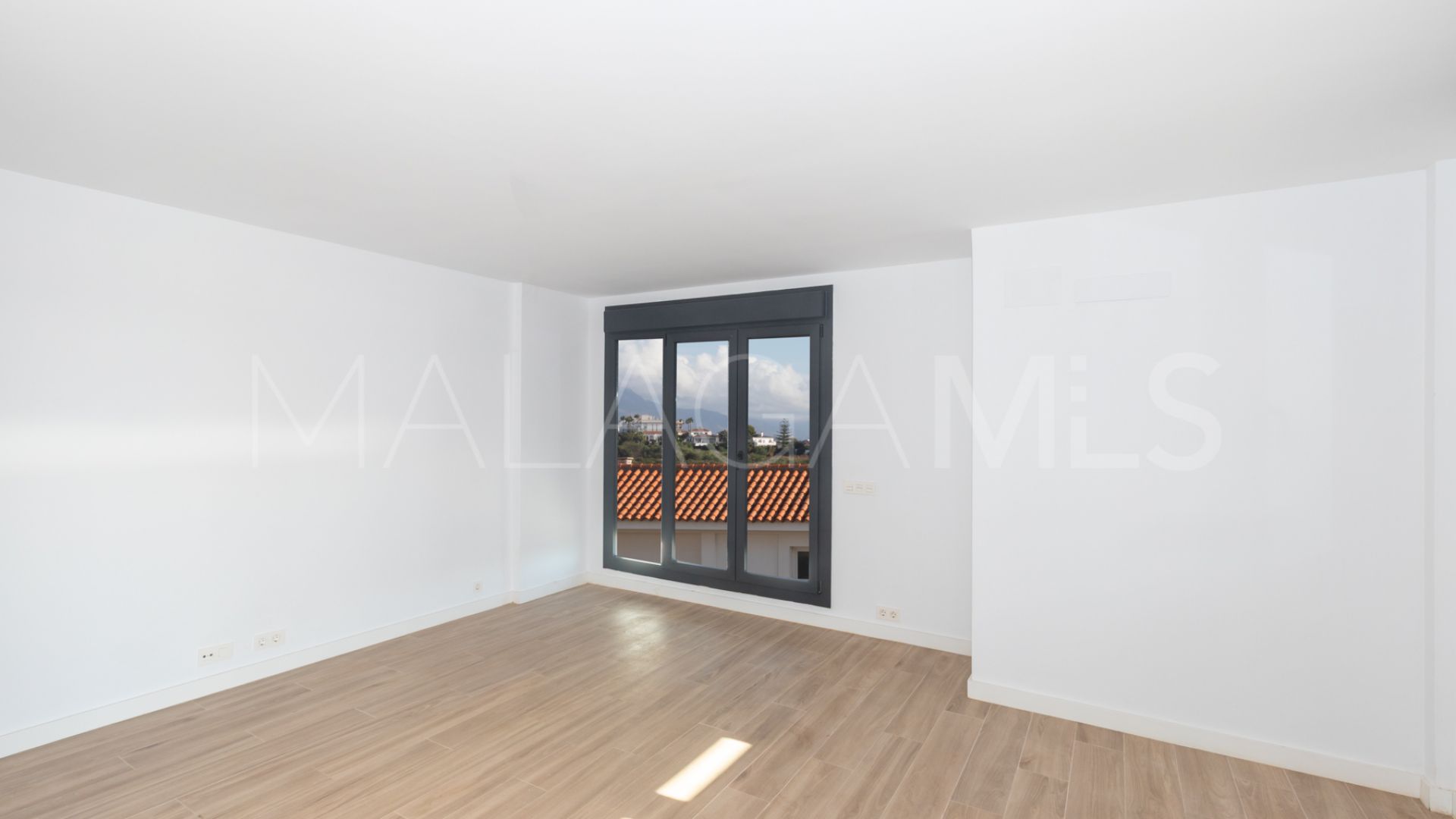 Reihenhaus for sale in Chullera
