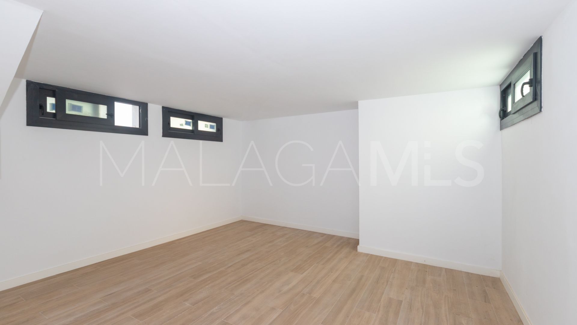 Reihenhaus for sale in Chullera
