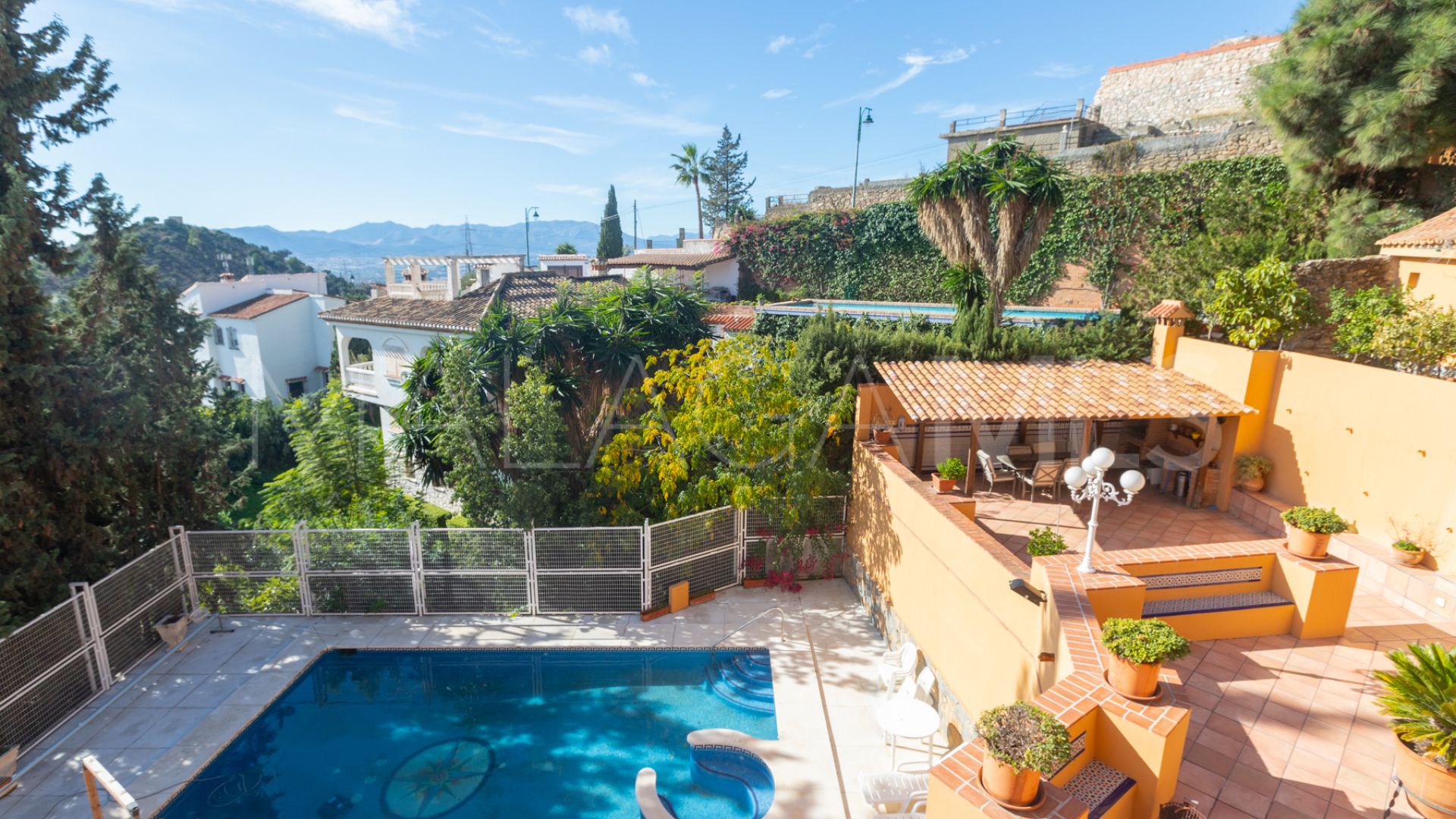 Buy El Atabal 7 bedrooms villa