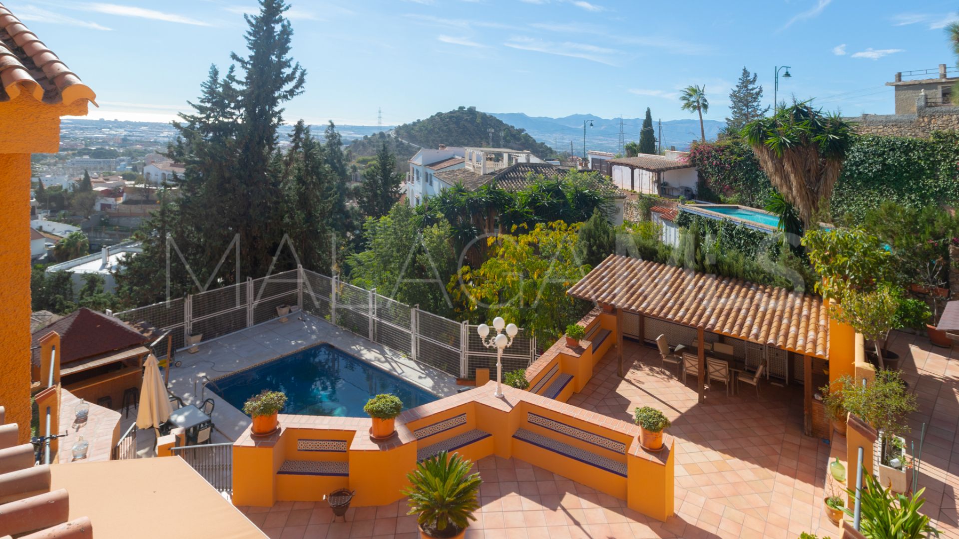 Buy El Atabal 7 bedrooms villa