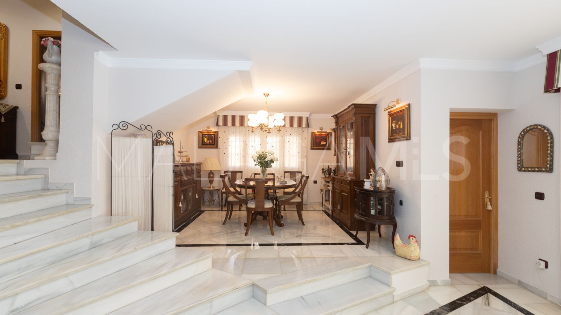 Buy El Atabal 7 bedrooms villa