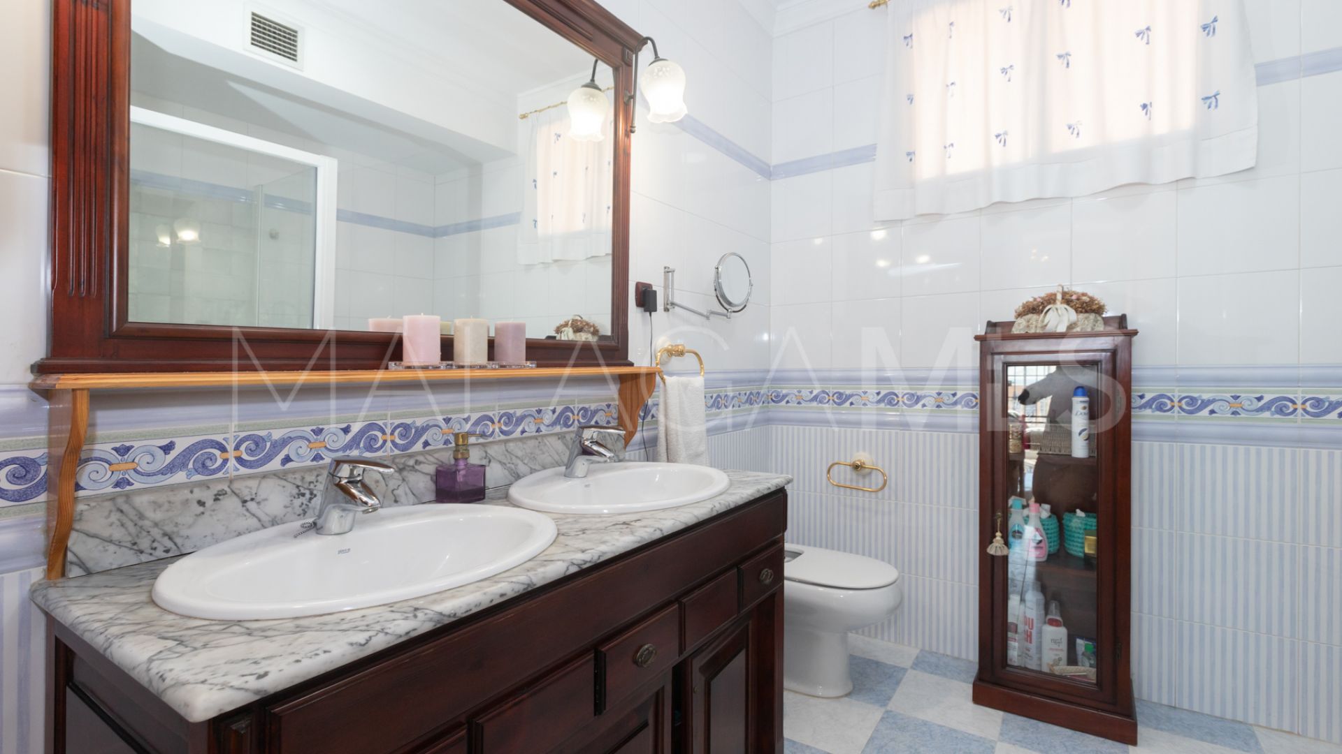 Buy El Atabal 7 bedrooms villa