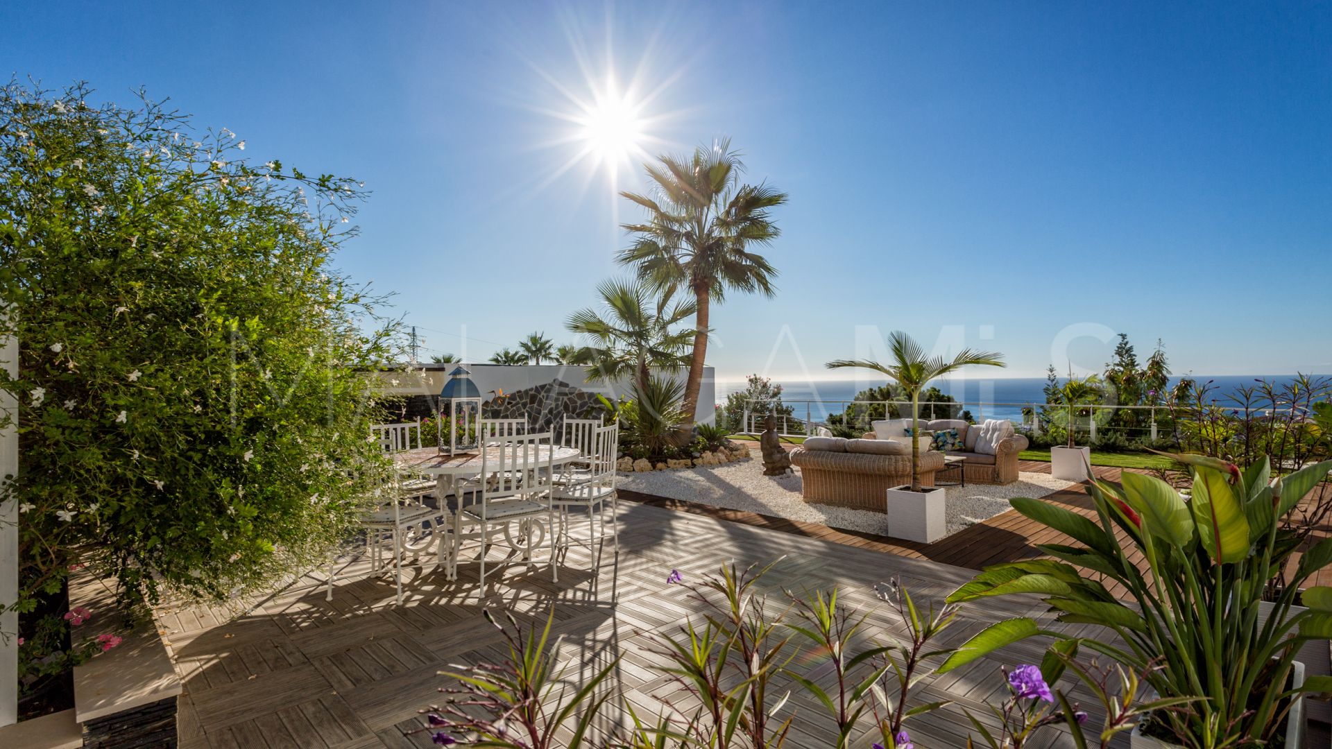 Villa for sale in Los Reales - Sierra Estepona with 6 bedrooms