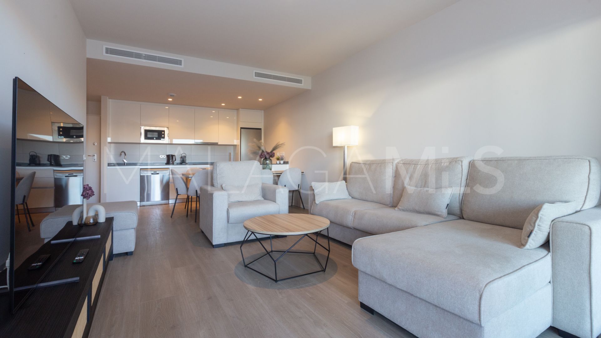 For sale Avda de Andalucia - Sierra de Estepona flat with 3 bedrooms