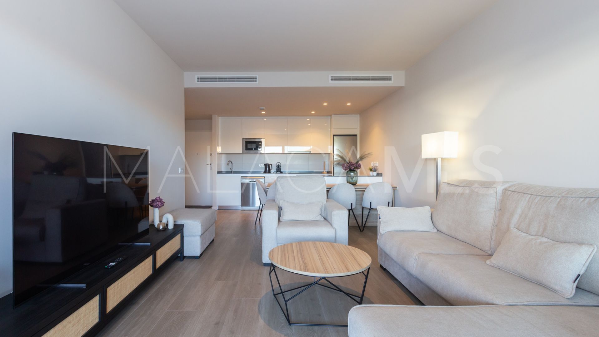 For sale Avda de Andalucia - Sierra de Estepona flat with 3 bedrooms