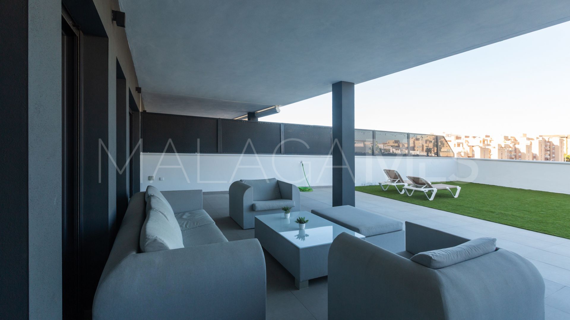 For sale Avda de Andalucia - Sierra de Estepona flat with 3 bedrooms