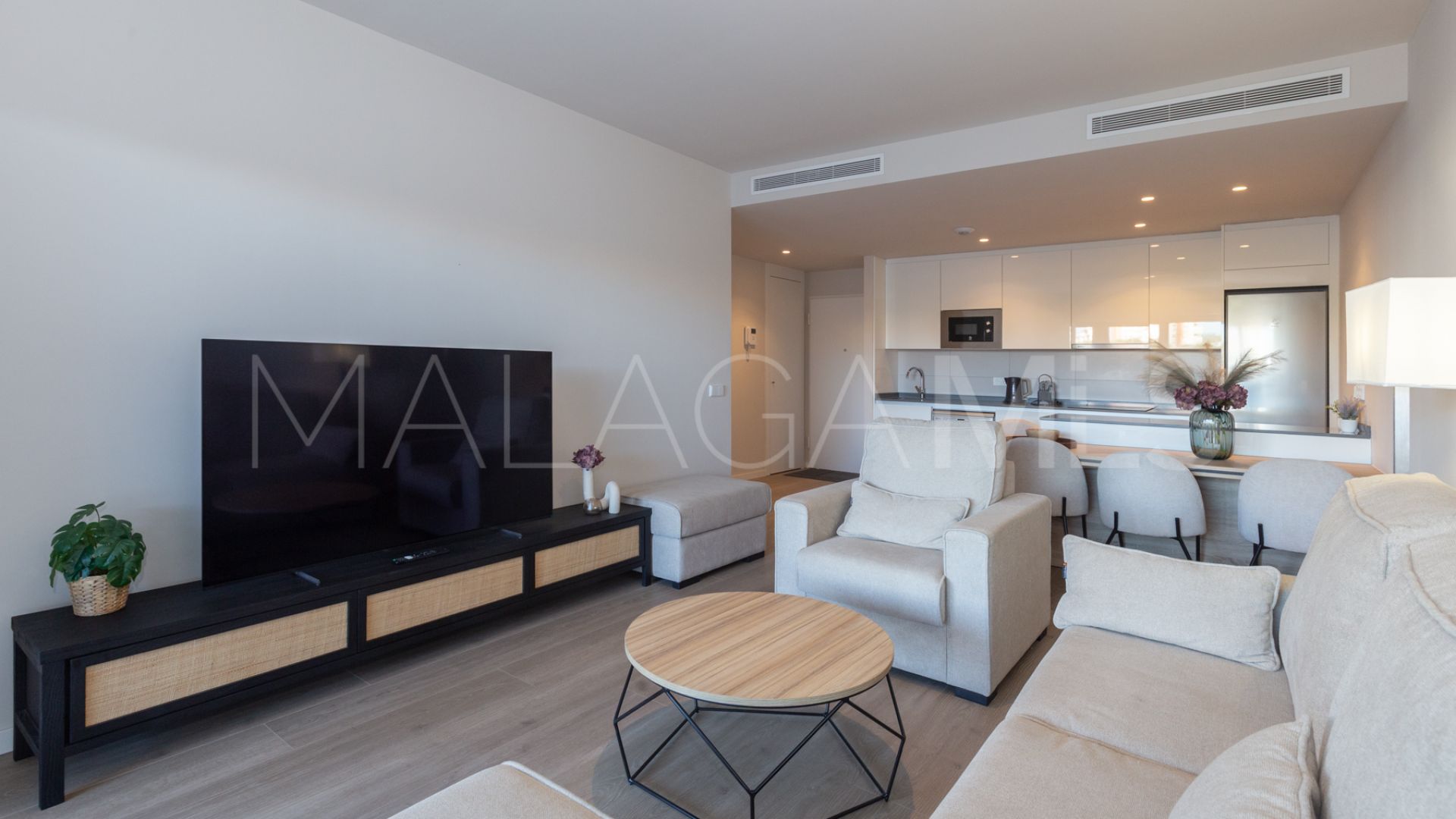 For sale Avda de Andalucia - Sierra de Estepona flat with 3 bedrooms