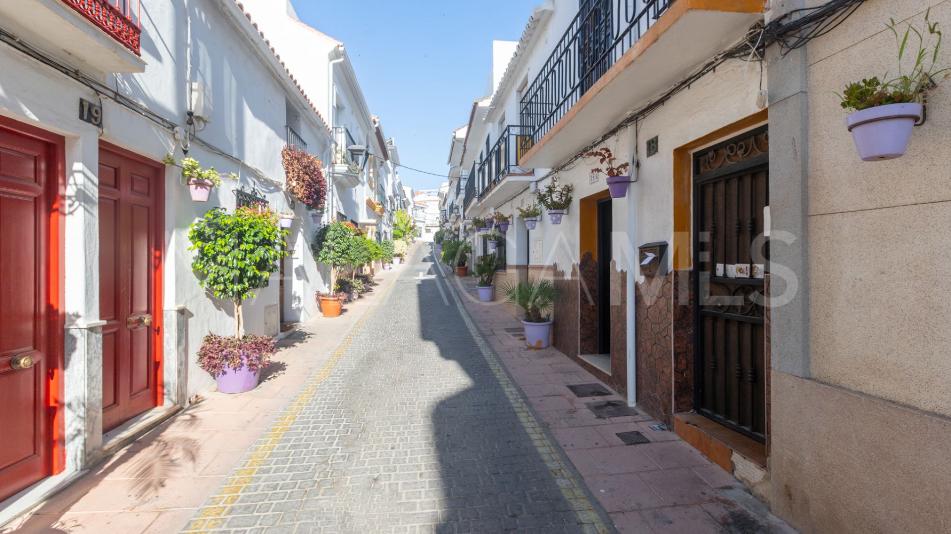 Erdgeschosswohnung for sale in Estepona Old Town